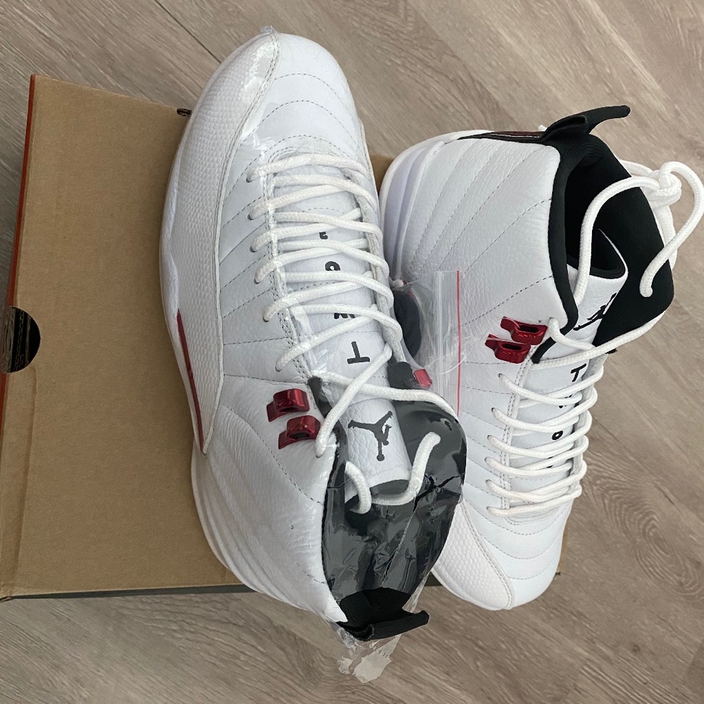 Air Jordon 12 Retro